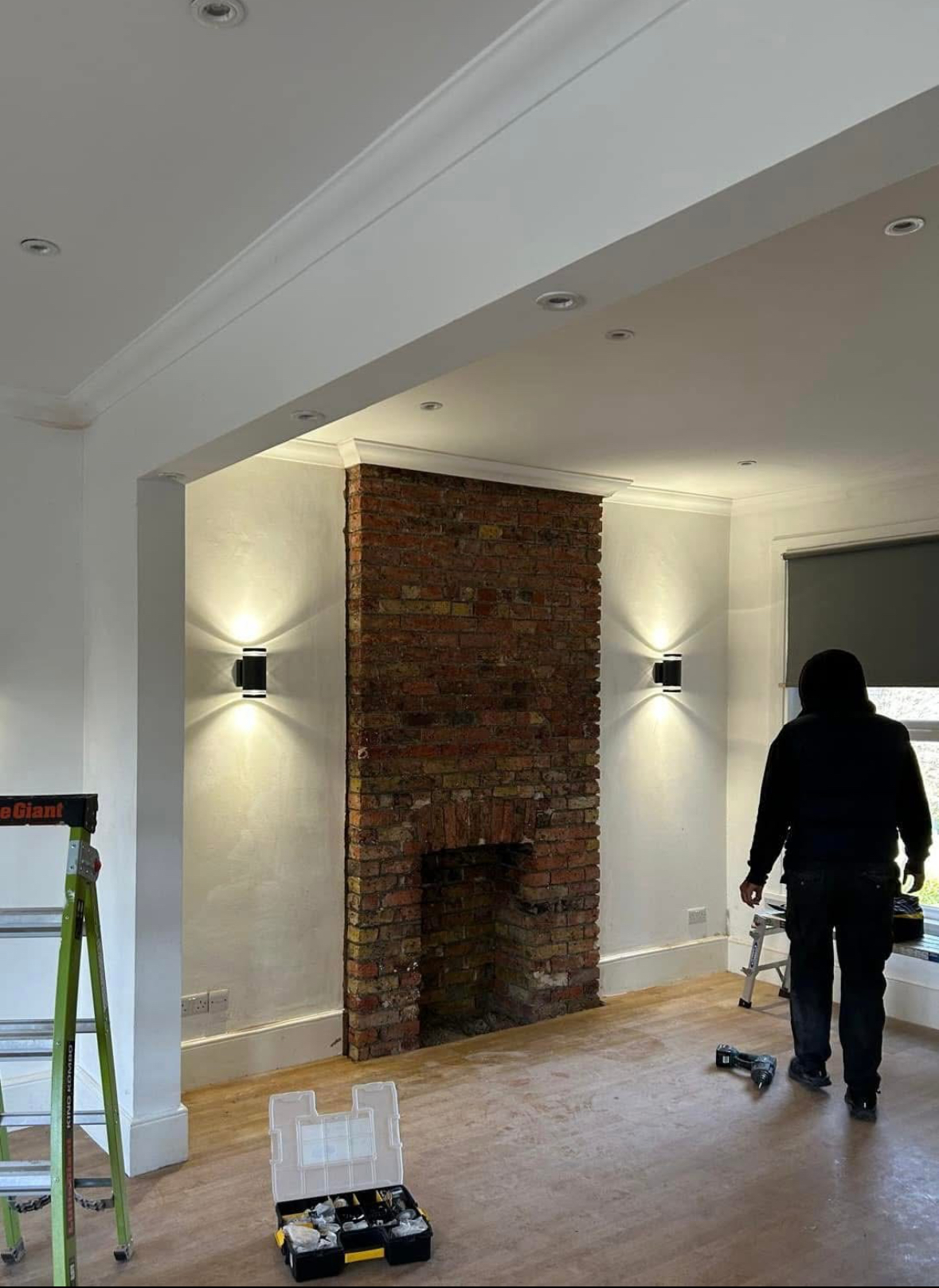 Indoor and outdoor lighting installation